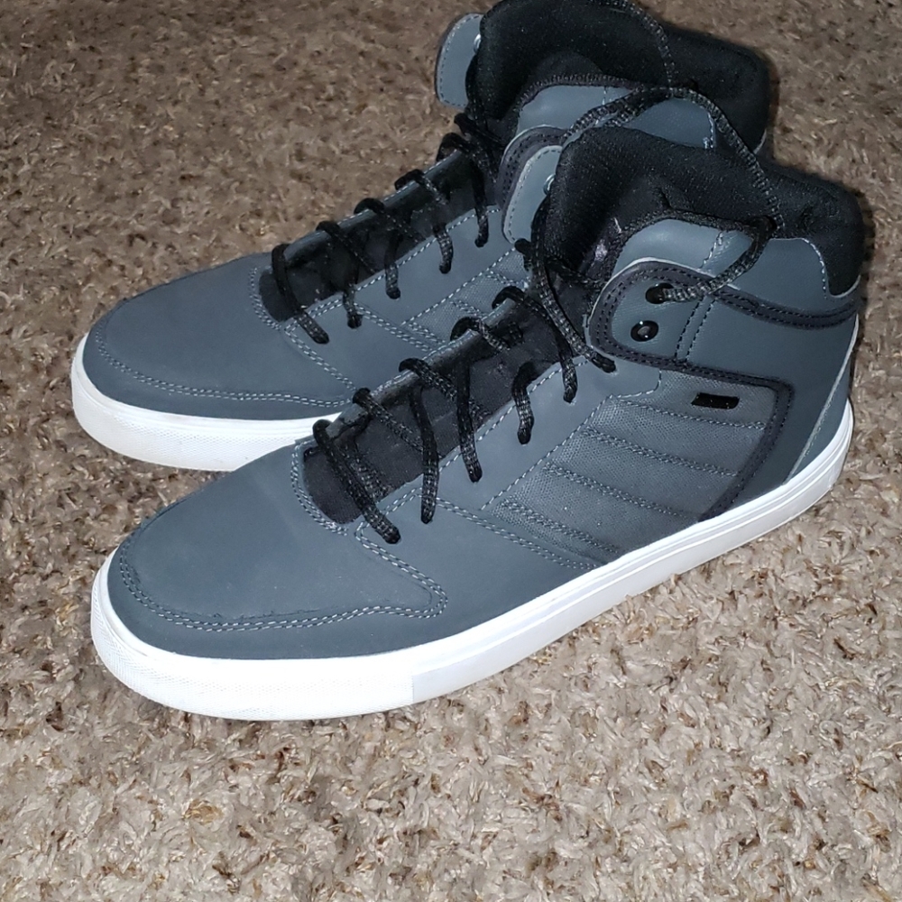 Fila Best Ever 2 Men Gray Fashion Sneakers